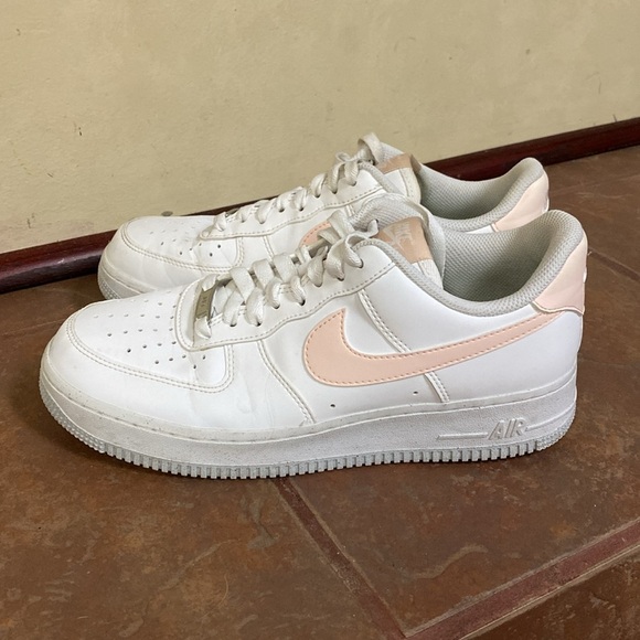 Nike Air Force 1 '07 Next Nature Wmns Sz 9 White/Pale Coral-Black DC9486-100 - Picture 4 of 8